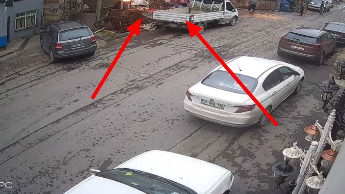 İşyerinde arka arkaya patlama meydana geldi! O anlar kameraya böyle yansıdı