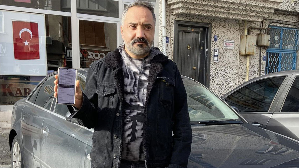 Evde misafirleriyle çay içerken e-Devlet'ten gelen mesajla şaşkına döndü! Her şey 110 kilometre ötede gerçekleşmiş