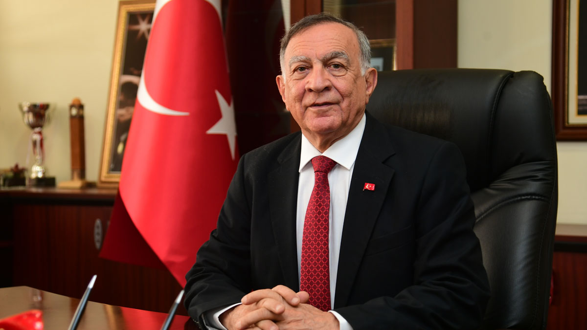 Seyhan Belediye Başkanı CHP'den istifa etti