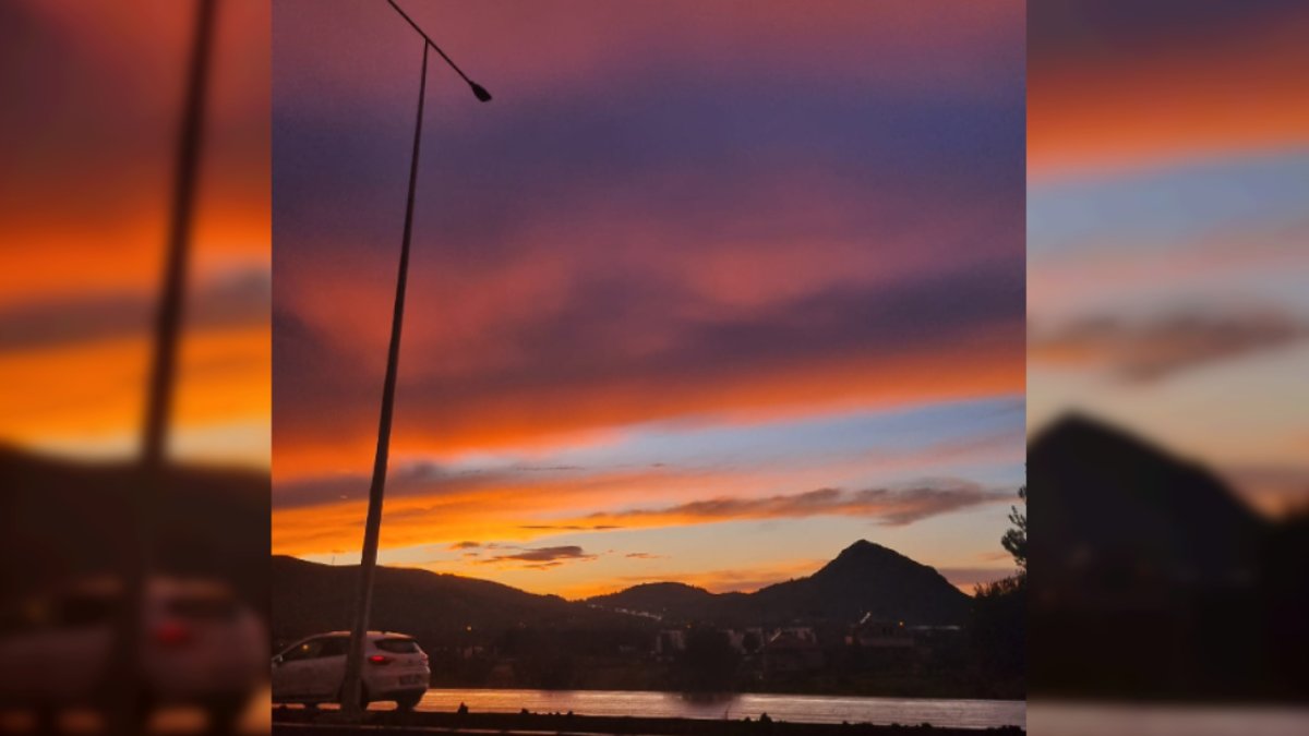 İzmir'de gökyüzü kızıla büründü: O anlar kameraya böyle yansıdı