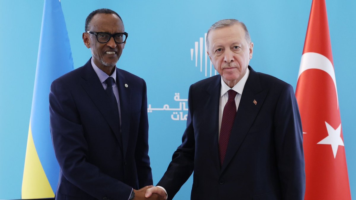 Erdoğan Ruanda Cumhurbaşkanı Kagame ile görüştü
