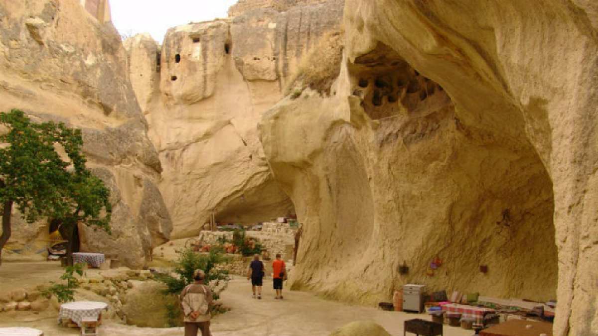 Türkiye'nin göbeğinde Ürdün havası! En güzel köy seçildi, dünya gözünü buraya çevirdi! Avrupalılar soluğu bu şehirde alıyor