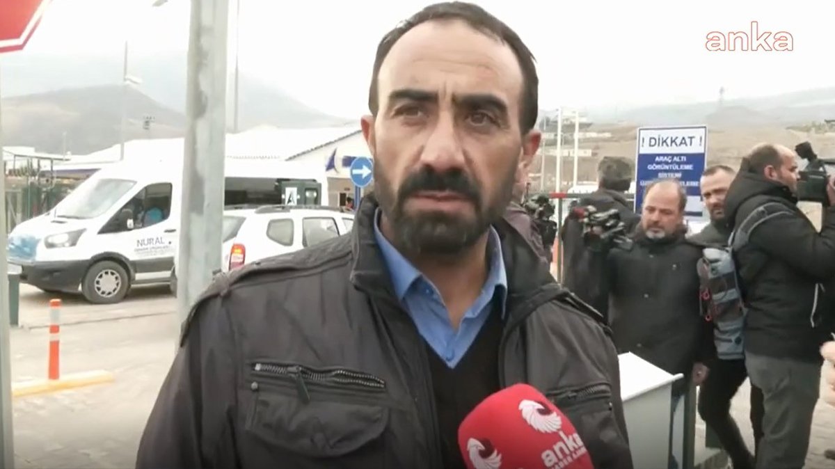 Göçük altında kalan işçinin yakını konuştu: Çatlamalar birkaç gündür varmış