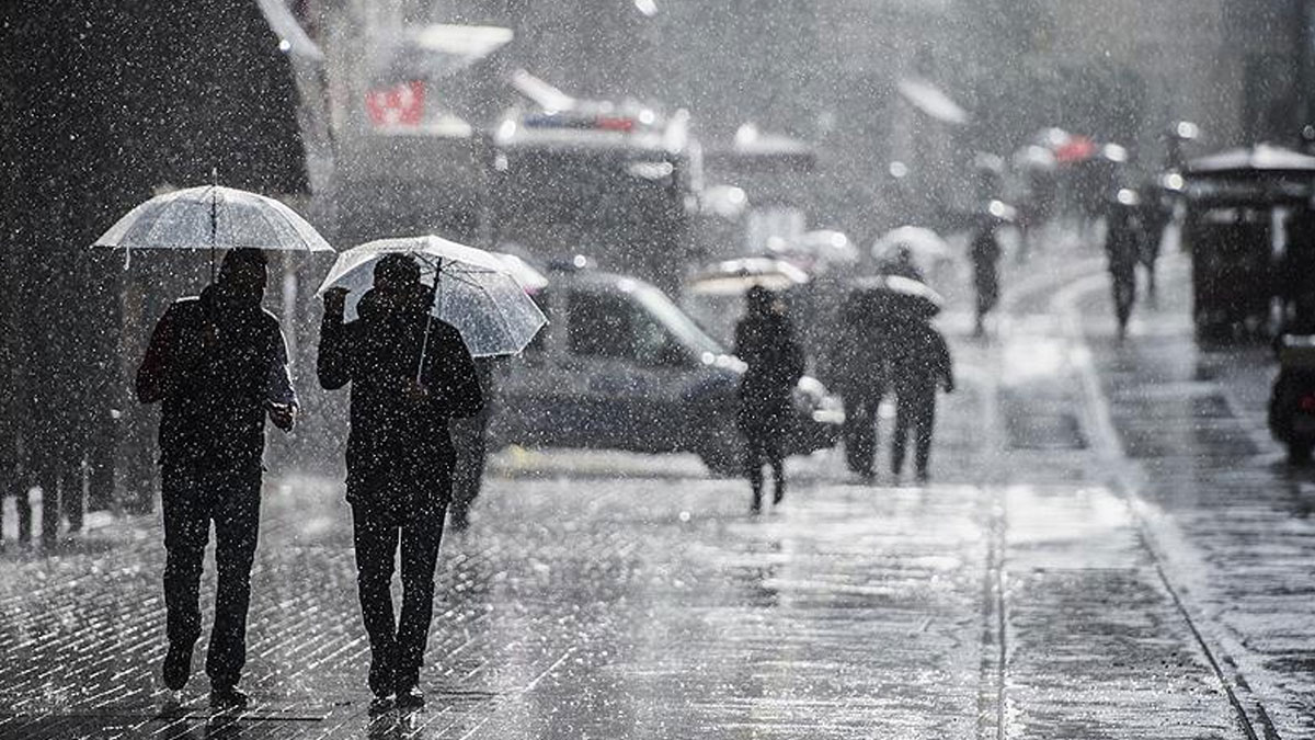Meteoroloji'den İstanbul için kuvvetli yağış uyarısı