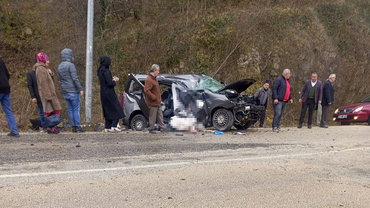 Karabük’te cenaze dönüşü feci kaza: Ölü ve yaralılar var