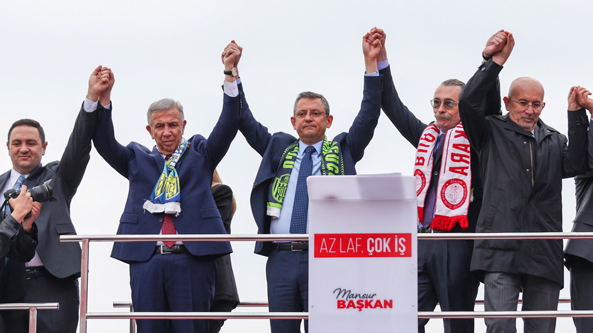 Özgür Özel 'Yarın akşamı bekleyin' diyerek duyurdu: Size bir sürprizim var