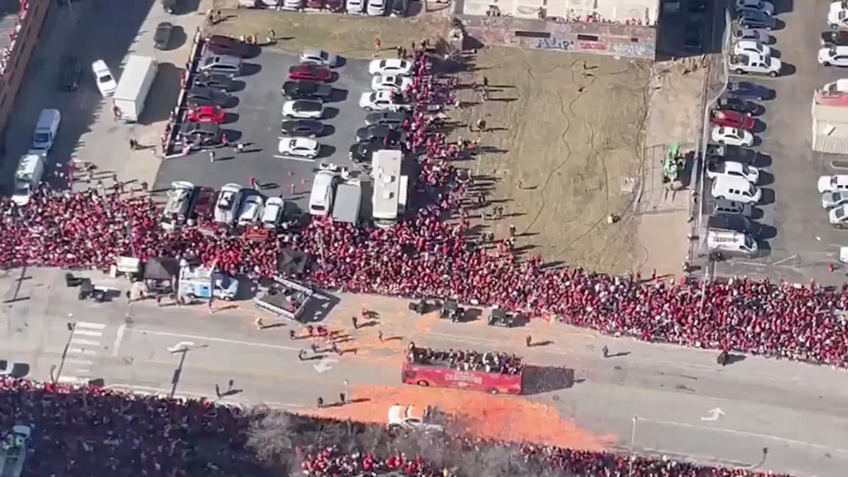 Super Bowl kutlamasında silahlı saldırı: 1 ölü, 21 yaralı