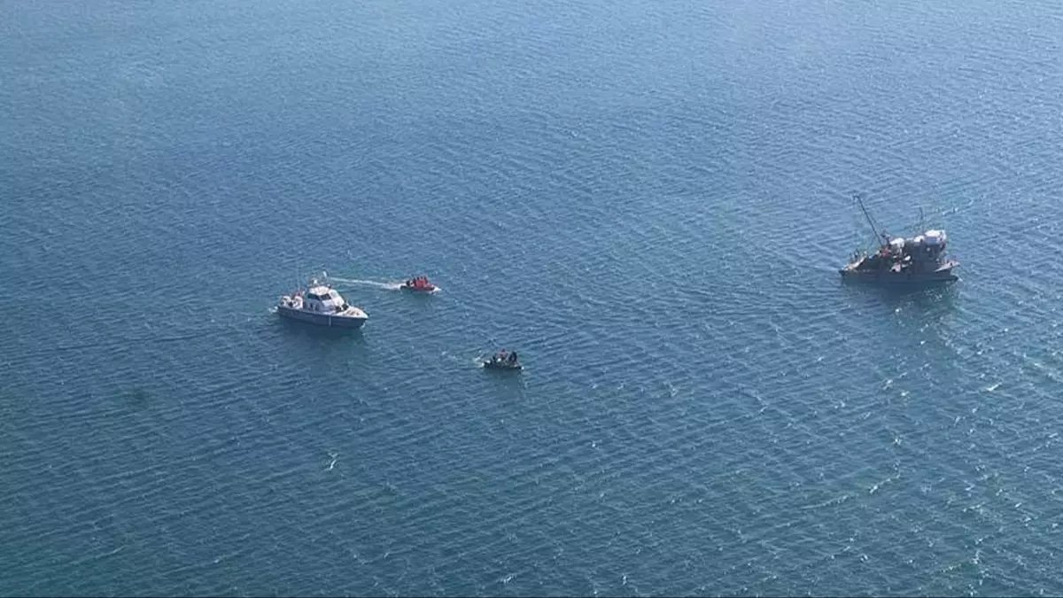 Marmara'da kargo gemisi battı: 6 kişilik mürettebat için kurtarma çalışmaları sürüyor