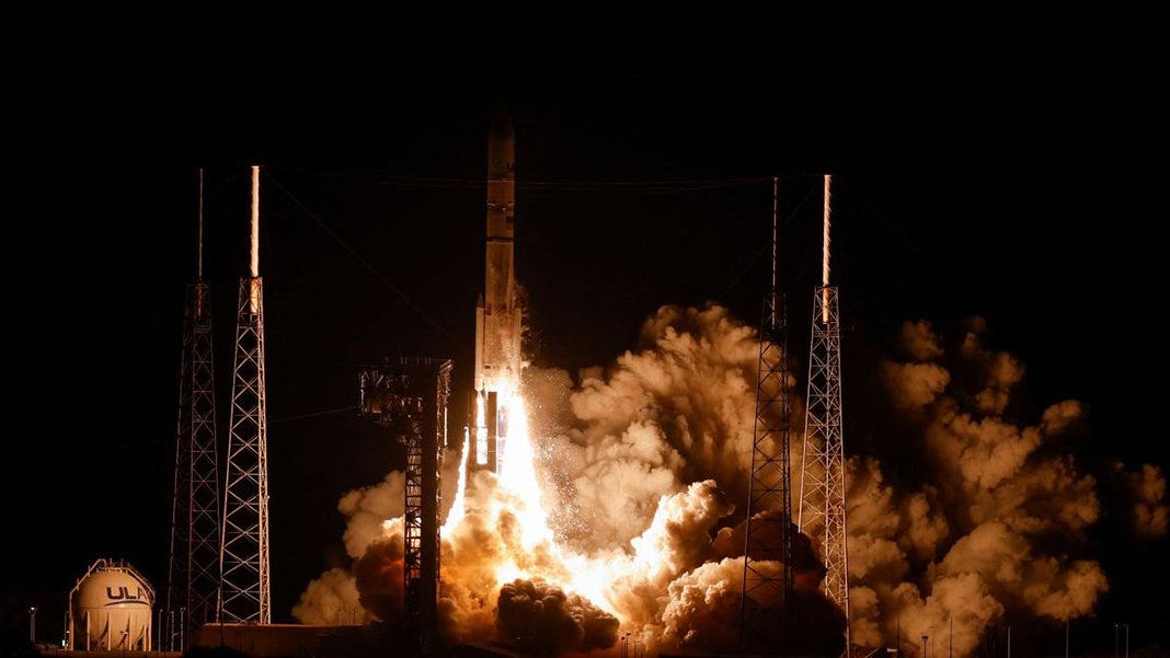 ABD'nin özel aya iniş aracı fırlatıldı