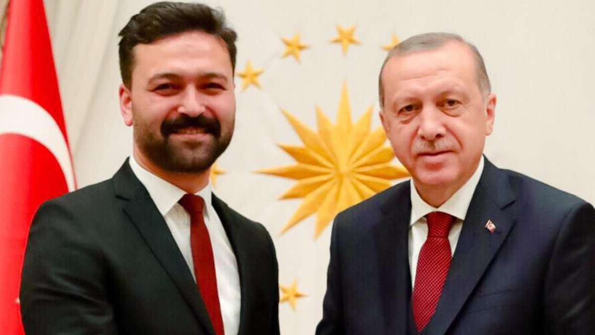 Sosyal medyadan duyurdu: AK Partili başkan istifa etti