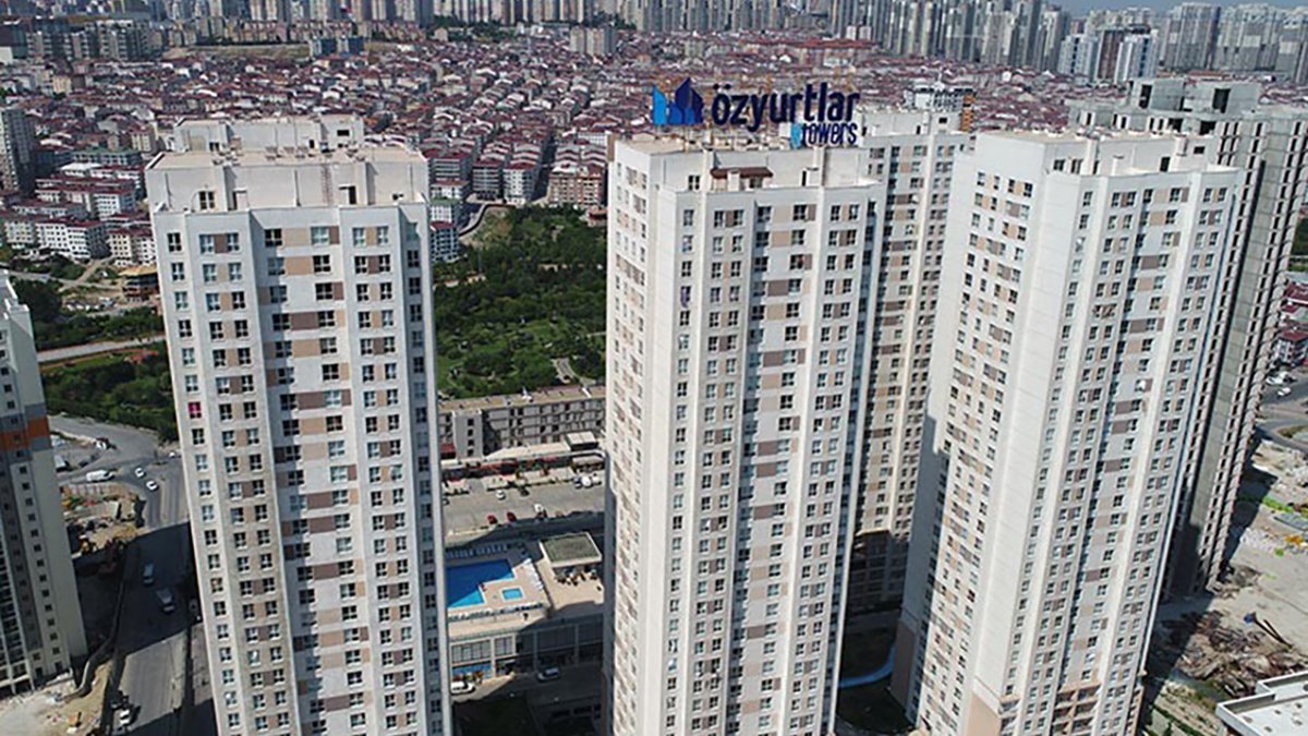 İstanbul'da lüks sitede panik! Daireler yağmalanıyor sakinler nöbet tutuyor