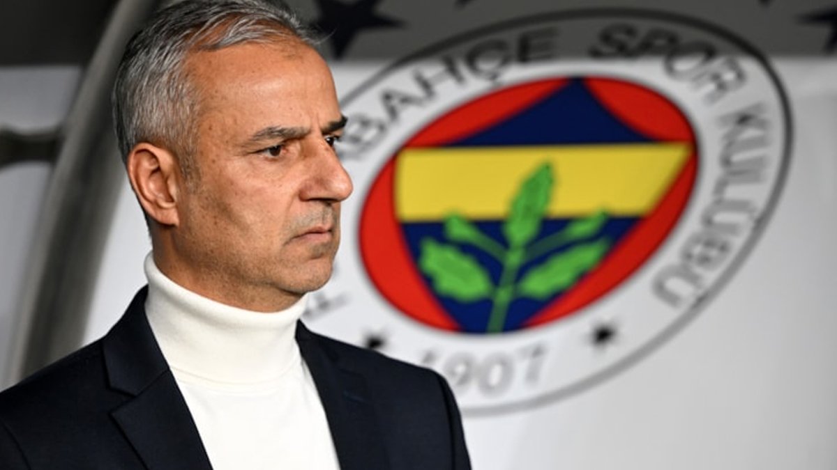 Canlı yayında İsmail Kartal'a sert sözlerle yüklendi! 'Özgüven eksikliği var!'