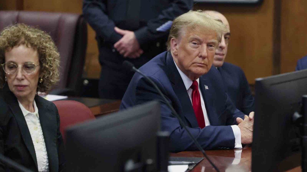 Trump’ın şimdi de ceza davasıyla yargılanacak: 24 Mart’ta hakim karşısında