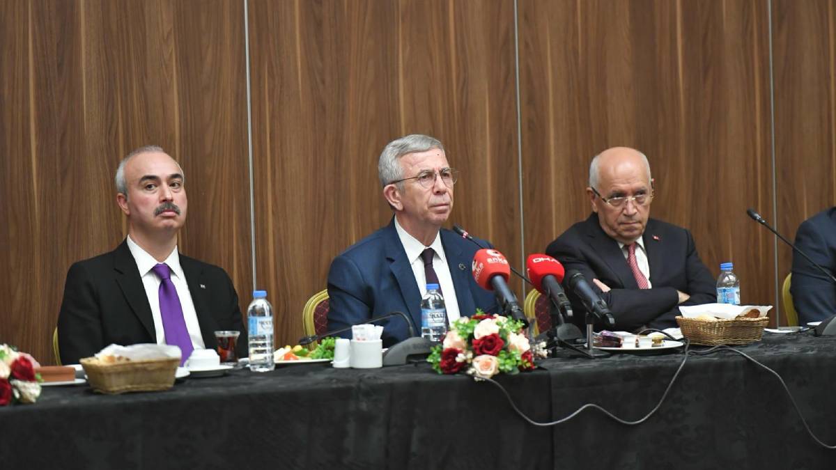 Mansur Yavaş Gıda Toptancıları İstişare Toplantısı’na katıldı