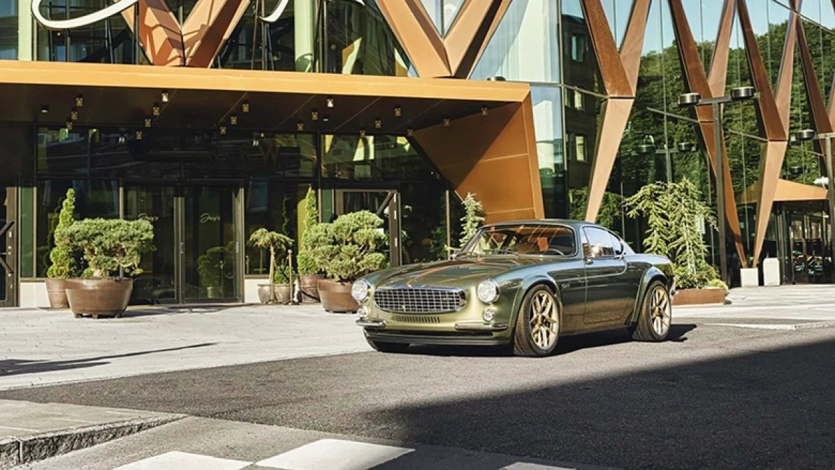 Binek Otomobil Şampiyonu Cyan Racing ile Volvo’nun özel modeli! Yepyeni görünümüyle görücüye çıktı: Yeni Volvo P1800 Cyan