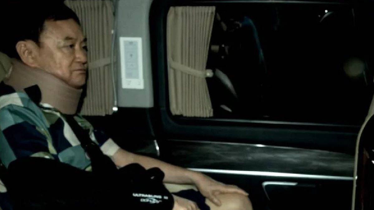 Tayland'ın eski lideri Şinavatra’ya şartlı tahliye