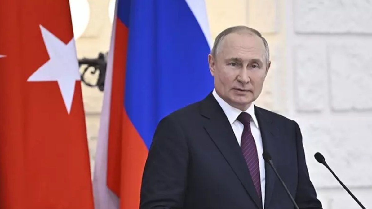 Putin, Taliban'ı terör listesinden çıkaracak yasayı onayladı