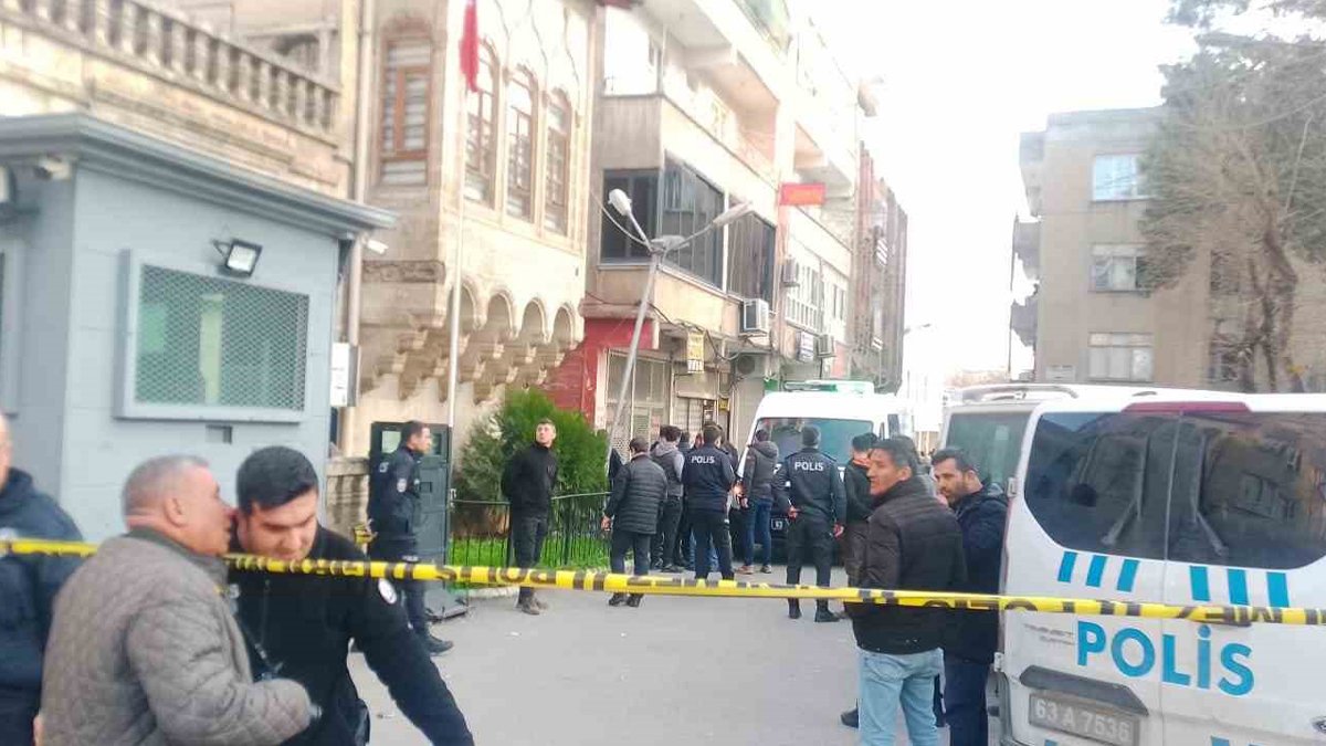 Kadın cinayetleri bitmiyor! Boşanma aşamasındaki eşini karakolun önünde katletti