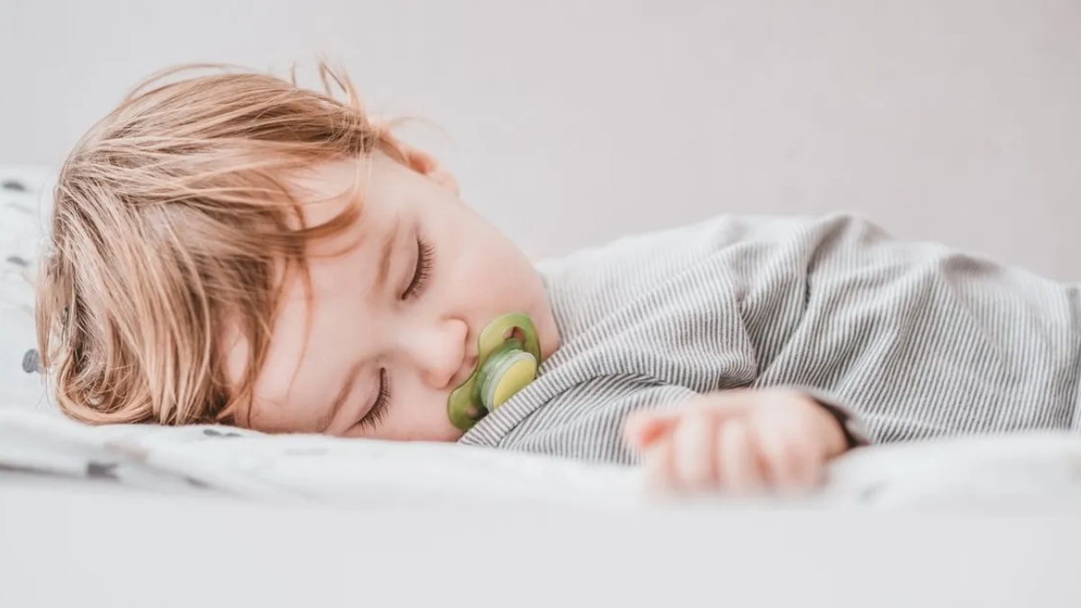 Ortodonti emzik nedir?