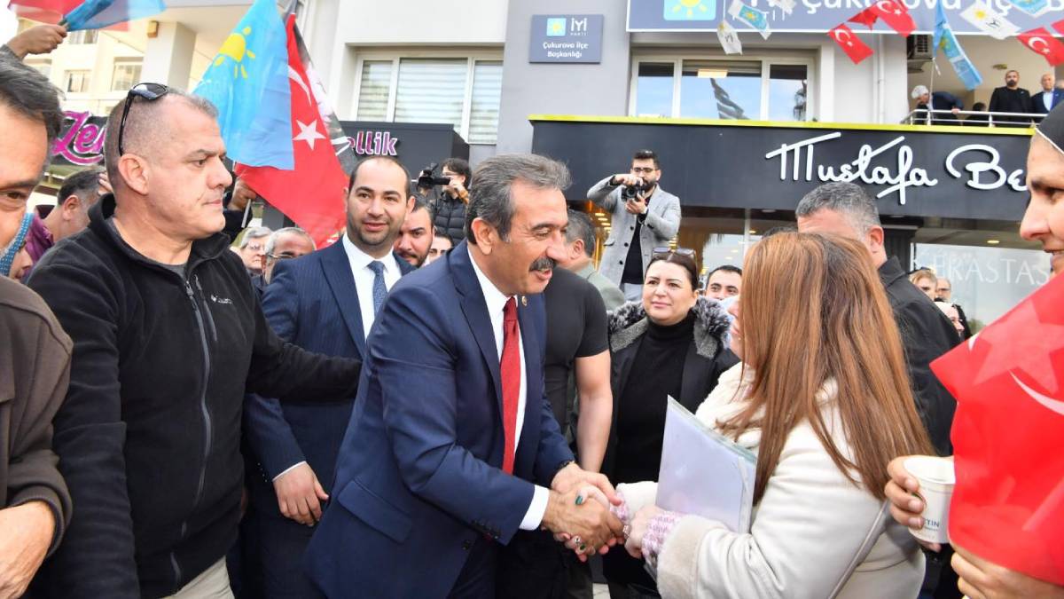 İYİ Parti’de Soner Çetin’e coşkulu karşılama