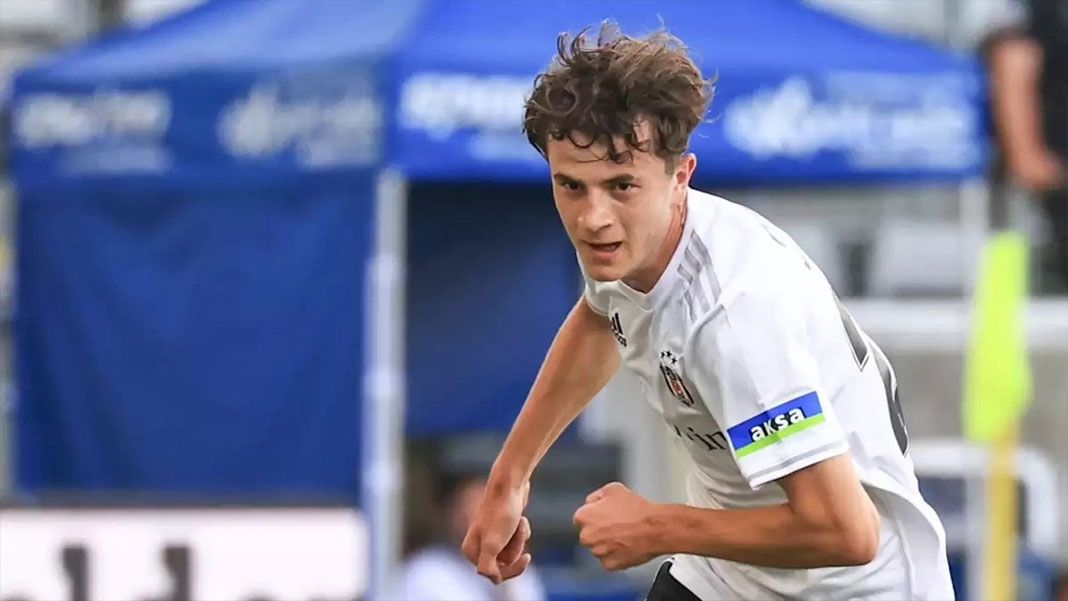 Beşiktaş, 'Bumble' kullandığı iddia edilen Emirhan Delibaş ile yollarını ayırdı