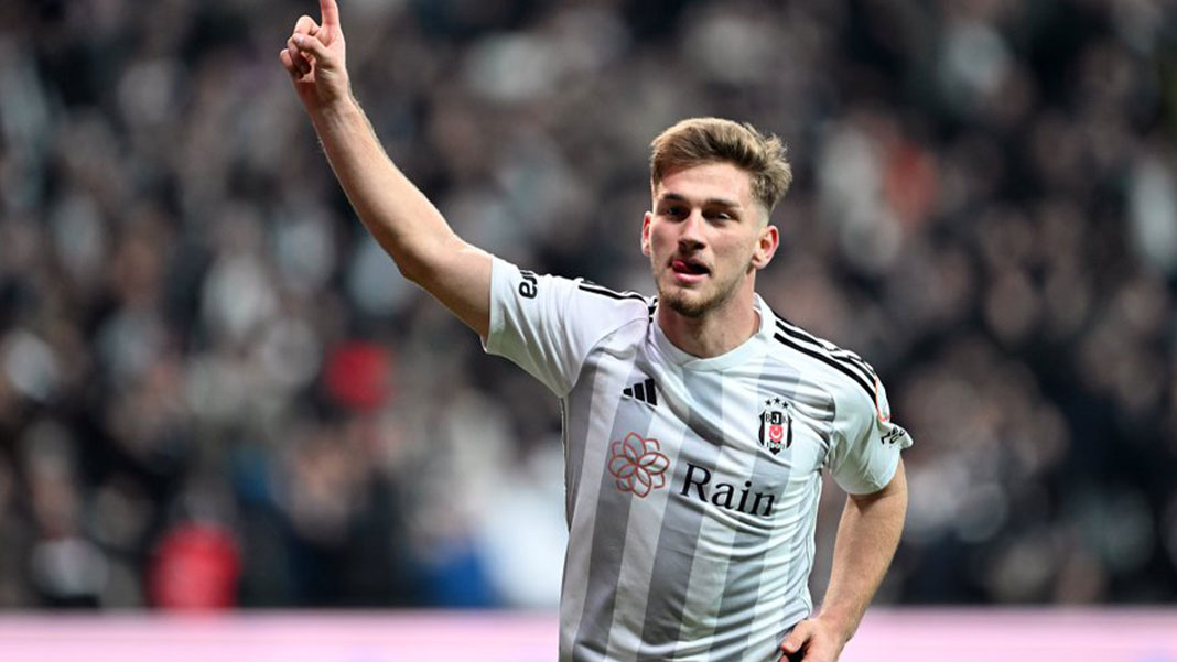 Beşiktaş, ikinci yarıda galibiyete uzandı