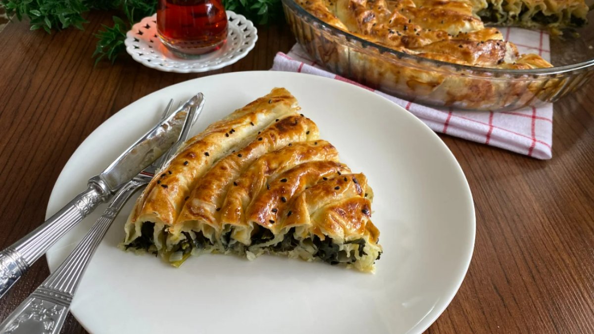 Ispanaklı Börek Tarifi