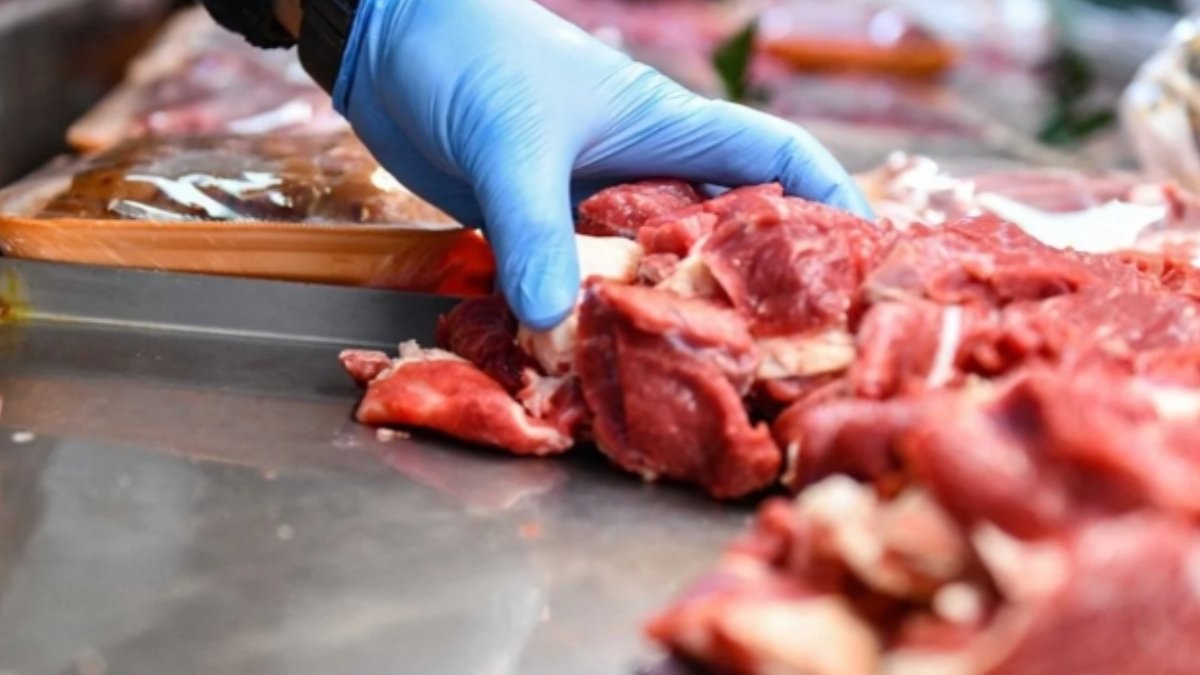 Kuzu etine 1 haftada 40 lira zam: Satışlarda yüzde 30 düşüş yaşandı