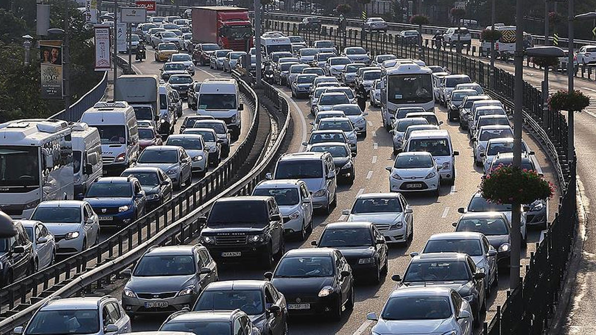 Trafikteki araç sayısı 29 milyona yaklaştı