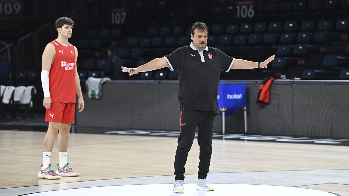 Başantrentör Ergin Ataman: Büyük hedef Avrupa zaferi