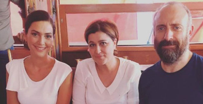 Bergüzar Korel ve Halit Ergenç Yenikapı'da - Son dakika haberleri