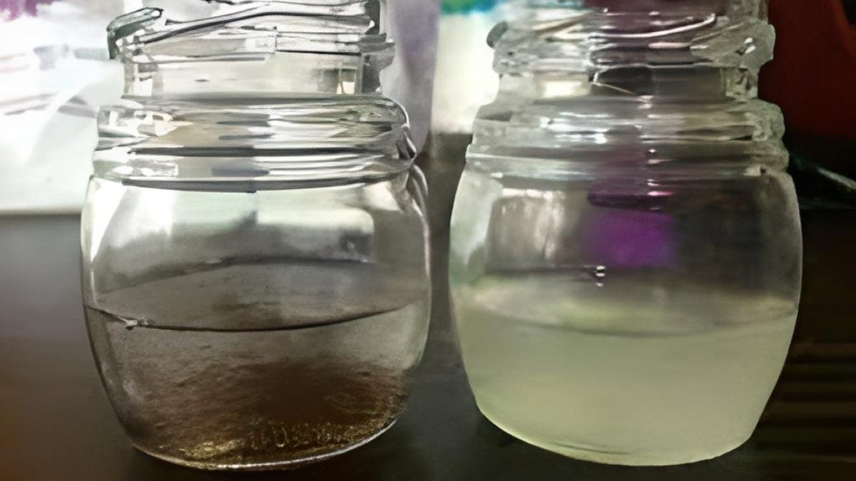 Çamaşır suyuna 1 tutam saç ve tırnak koyun! 26 saniyede bakın ne oluyor?