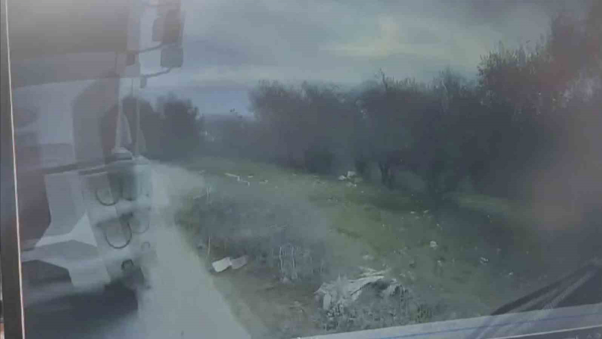 Faciaya ramak kala hayat kurtaran manevra: O anlar kamerada