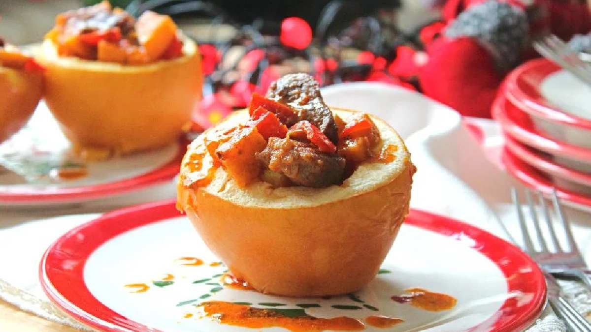 Hep tatlılarda gördünüz Gaziantepli ustası tuzlusunu yaptı! İşte Antep mutfağının sevilen lezzeti Ayva Kebabı…