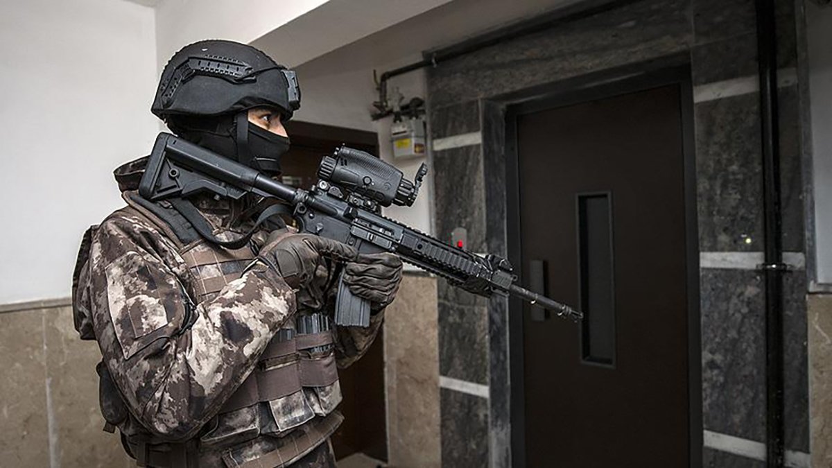 9 ilde FETÖ'nün “Özel Evler”ine operasyon: 18 gözaltı