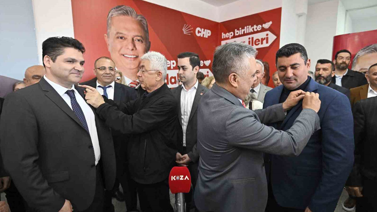 İYİ Parti'de 150 kişi istifa edip, CHP'ye katıldı