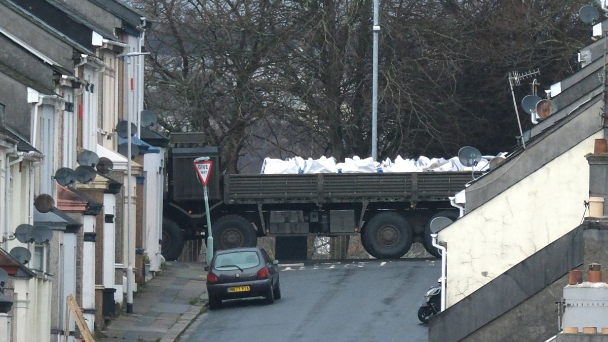 İkinci Dünya Savaşı bombası sokaklarda: 500 kiloluk patlamamış bomba binlerce kişiyi tahliye etti