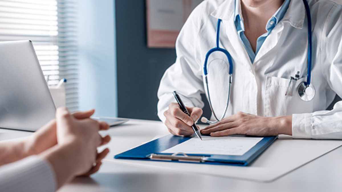 Milyonlarca liralık 'sahte reçete' skandalı: 3'ü doktor 18 kişi tutuklandı