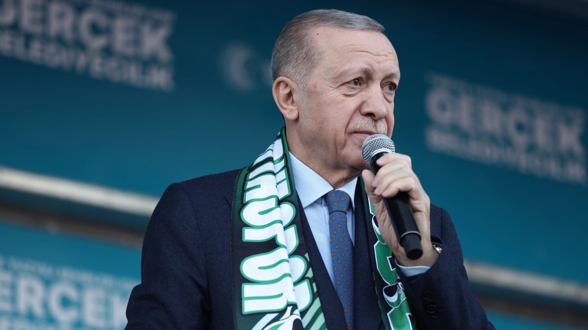 Erdoğan'dan muhalefet eleştirisi: İşi gücü bırakmış kavga ediyorlar