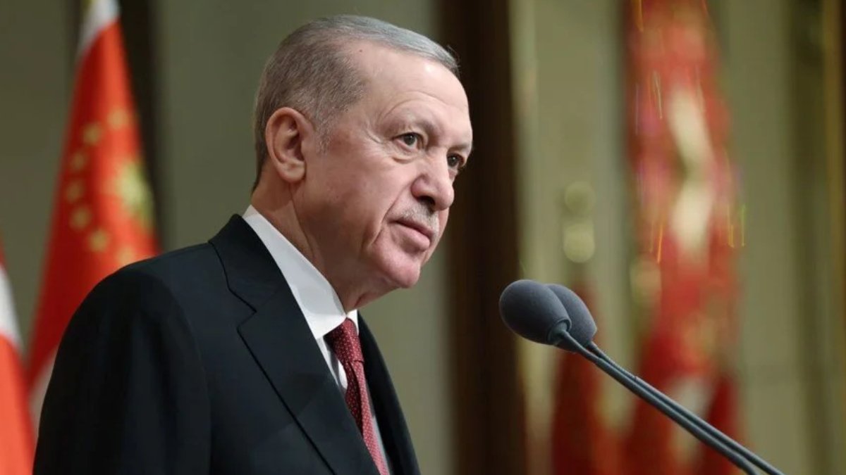 Erdoğan: İsrail'in dezenformasyon çabalarının engellenmesi en önemli görevimiz