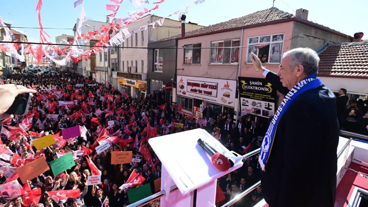 Mansur Yavaş Evren ve Şereflikoçhisar’da: “Hükmetmek için değil, hizmet etmek için geldik”