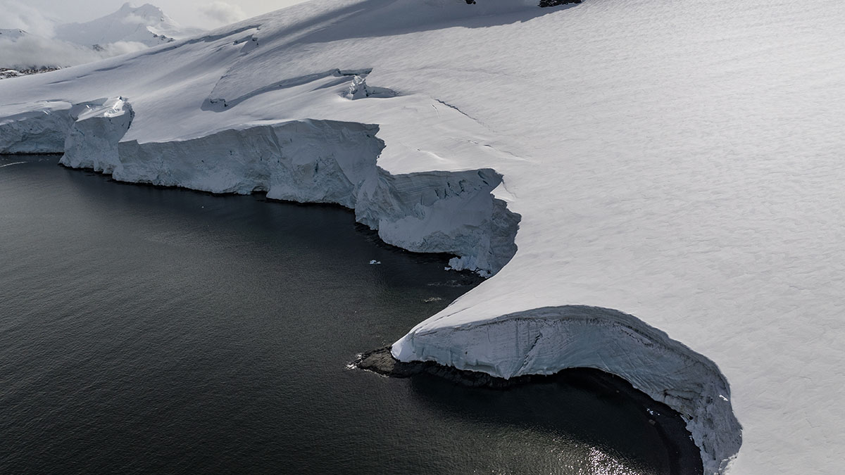 Antarktika'da alarm: Türkiye büyüklüğünde buz eridi
