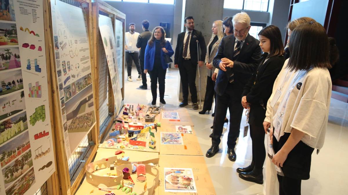 DOST Projesi’ne katılan çocuklar tasarımlarını tanıttı