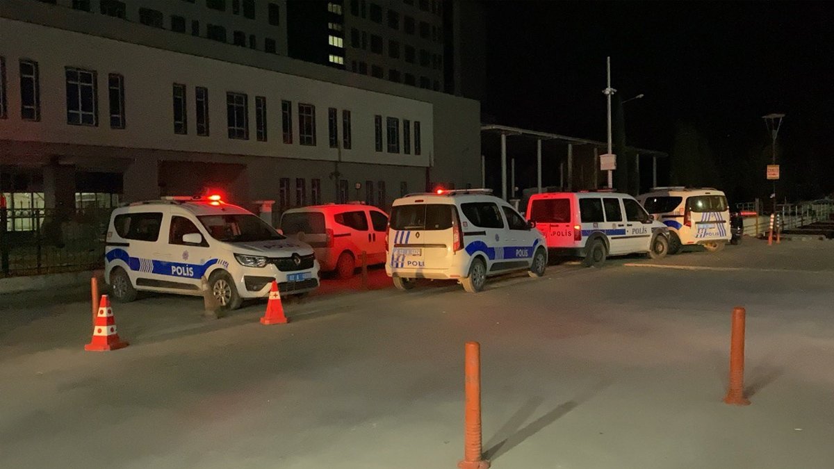 Akraba aileler arasında silahlı çatışma: 3 ölü, 2 yaralı