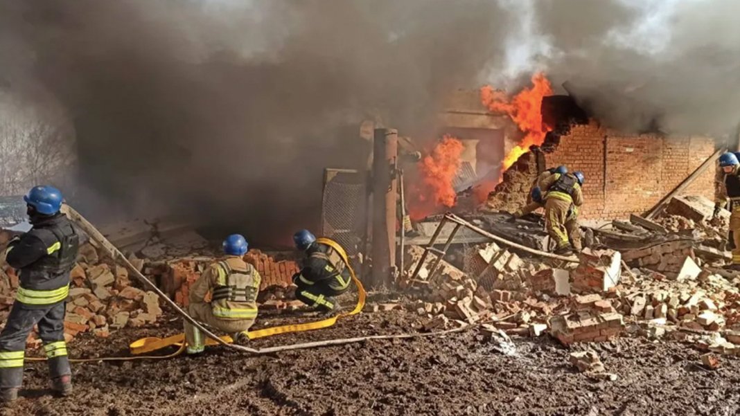 Rusya Ukrayna'nın Sumi ve Zaporijya Bölgesine saldırdı