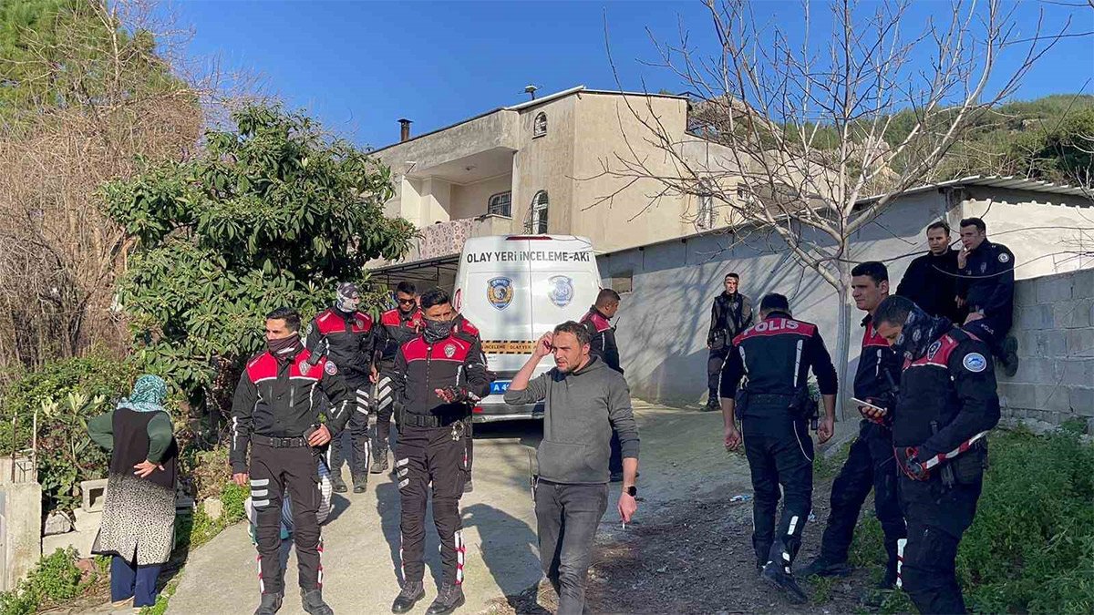 Kardeş kavgasında kan aktı! 2 ölü, 3 yaralı