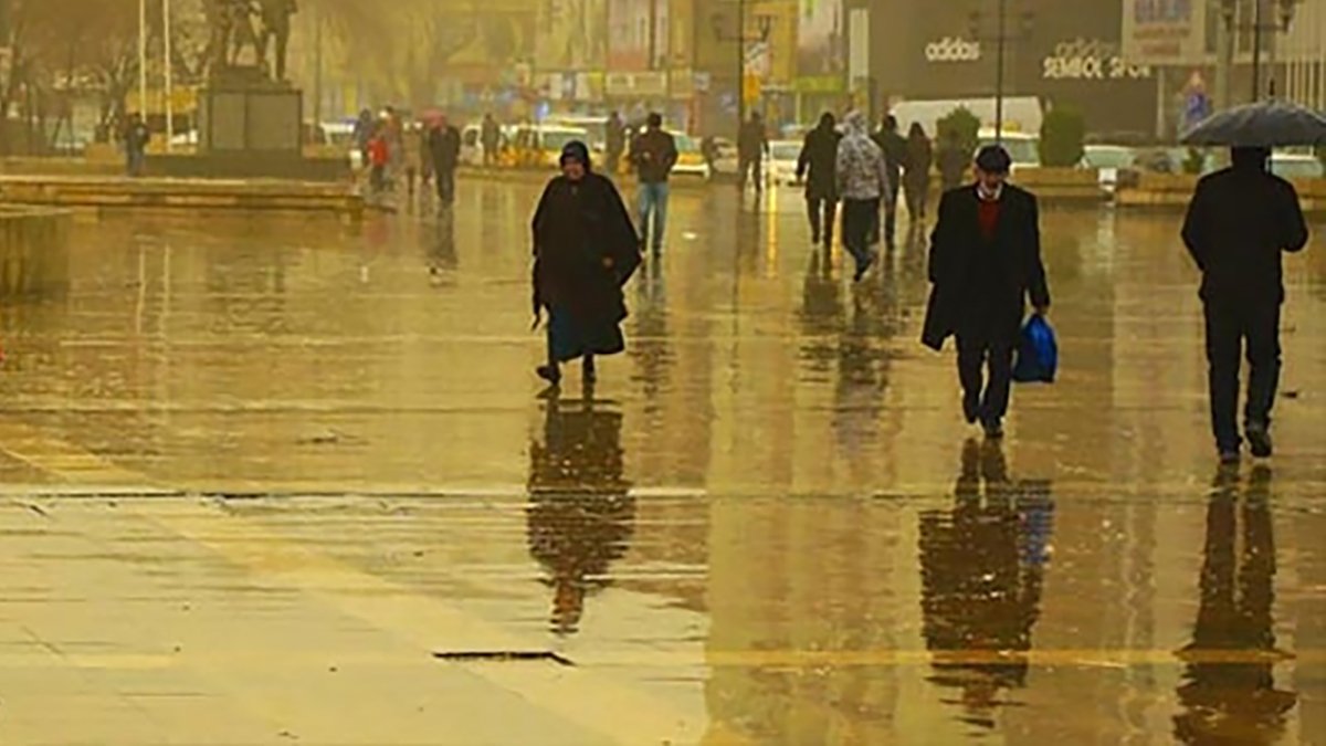 Meteoroloji 3 ili tarih vererek uyardı! Yağmur değil çamur yağacak, bunları yapmayın!