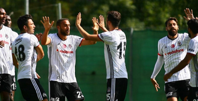 Beşiktaş Vodafone Arena'da Olympiakos'u ağırlıyor