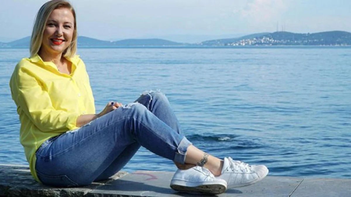 Berna Laçin'den kötü haber! Tekerlekli sandalyeden paylaşarak duyurdu: "Doktorlar yürümemi yasakladı"