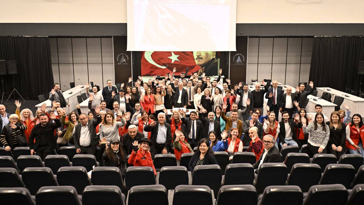 Muratpaşa’da son meclis